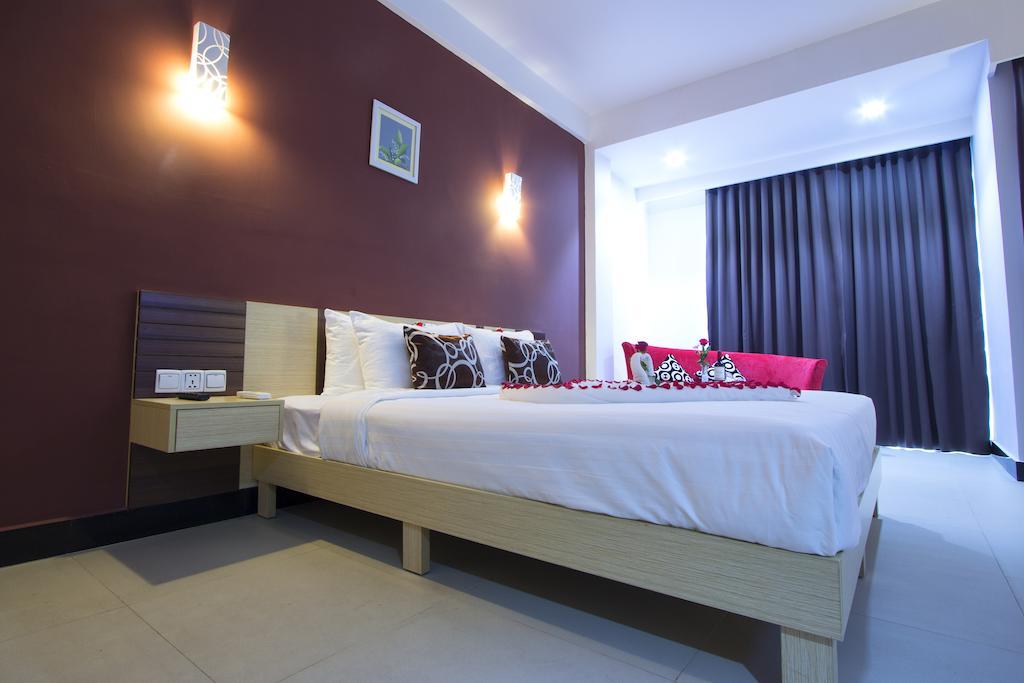 Moon Julie Hotel Σίχανουκβιλ Εξωτερικό φωτογραφία