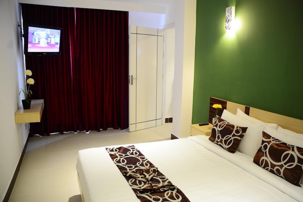 Moon Julie Hotel Σίχανουκβιλ Εξωτερικό φωτογραφία