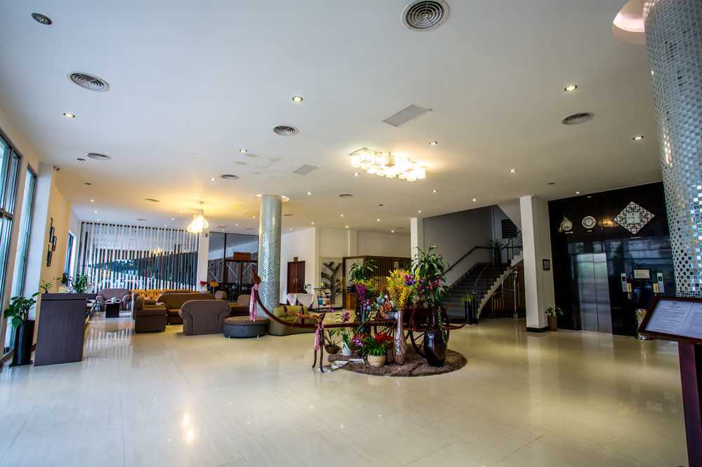 Moon Julie Hotel Σίχανουκβιλ Εξωτερικό φωτογραφία