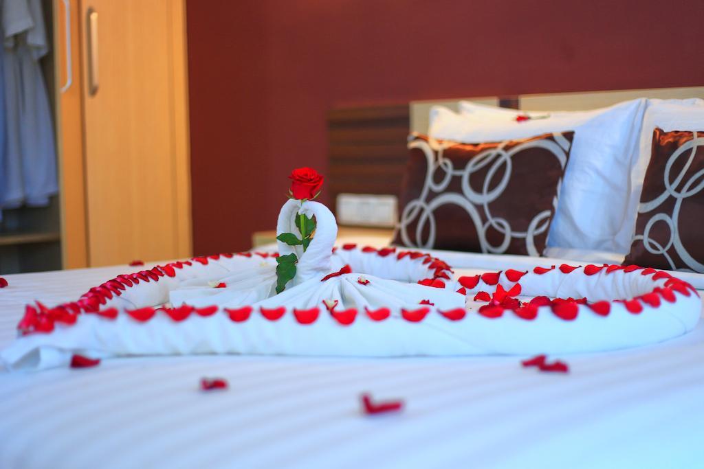 Moon Julie Hotel Σίχανουκβιλ Εξωτερικό φωτογραφία