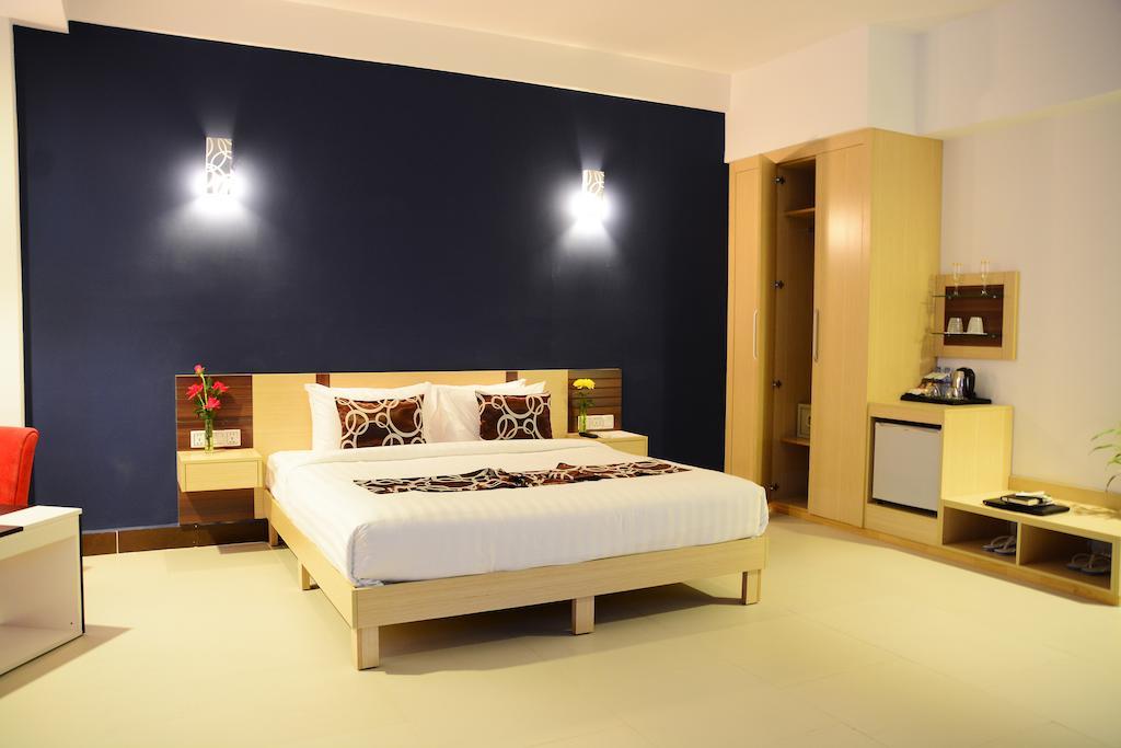 Moon Julie Hotel Σίχανουκβιλ Εξωτερικό φωτογραφία