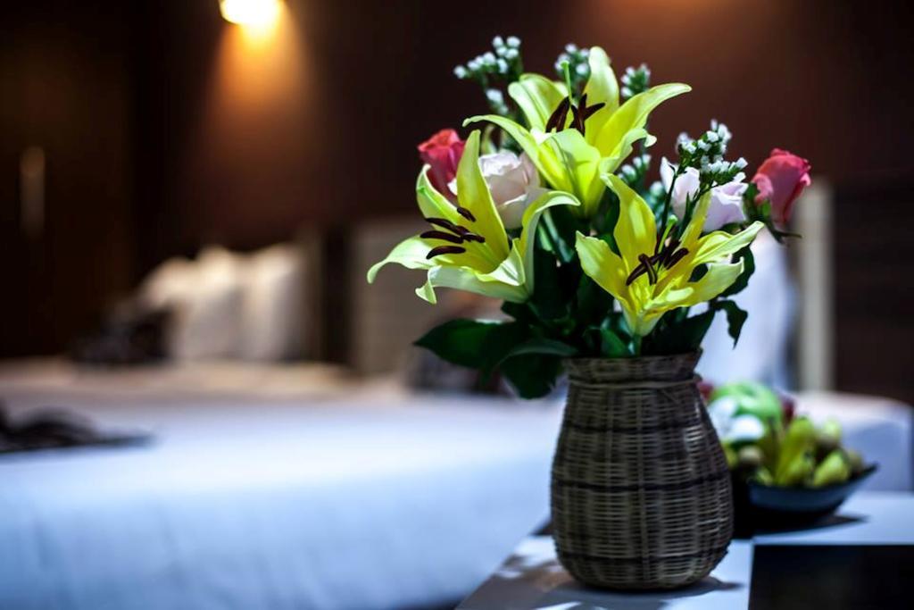 Moon Julie Hotel Σίχανουκβιλ Εξωτερικό φωτογραφία